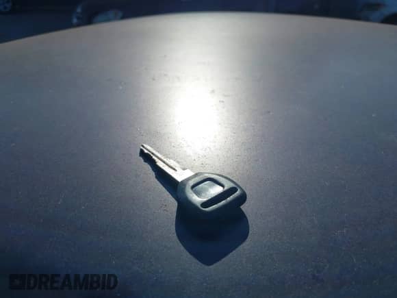 1996 Honda Accord LX with VIN 1HGCD5638TA212631, listed as a IAAI auction lot 42885419 with 258,242 mi miles and . Bid and sale history available at DreamBid. Image 11.