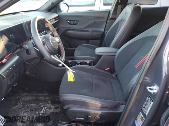 2024 Hyundai Kona N Line с VIN KM8HACA30RU103432, выставлен на аукционе Copart как лот 74063904 с пробегом 7 506 миль миль и Списание • Salvage title. История ставок и продаж доступна на DreamBid. Изображение 7.