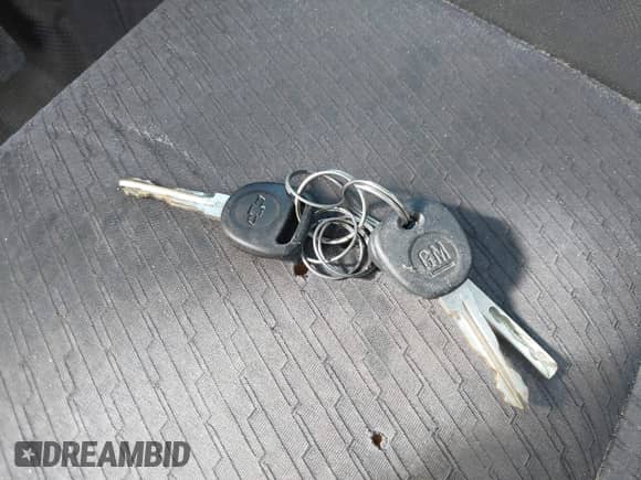 2013 Chevrolet Silverado 2500HD Work Truck z VIN 1GB0KVCGXDZ341475, wystawiony jako IAAI lot #42579251 z przebiegiem 145 937 mil mil oraz . Historia ofert i sprzedaży dostępna na DreamBid. Obrazek 11.