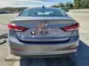 2018 Hyundai Elantra SEL с VIN 5NPD84LF0JH250313, выставлен на аукционе Copart как лот 83997175 с пробегом 128 267 миль миль и Списание • Salvage title. История ставок и продаж доступна на DreamBid. Изображение 6.