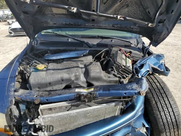 2002 Dodge Durango SLT with VIN 1B4HR48N72F105759, listed as a Copart auction lot 47058045 with Not provided miles and Salvage title. Bid and sale history available at DreamBid. Image 12.