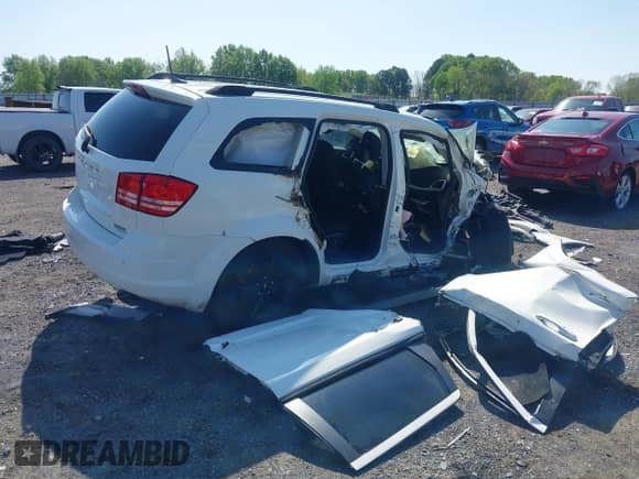 2020 Dodge Journey SE Value with VIN 3C4PDCAB6LT251083, listed as a IAAI auction lot 41967289 with Not provided miles and . Bid and sale history available at DreamBid. Image 4.