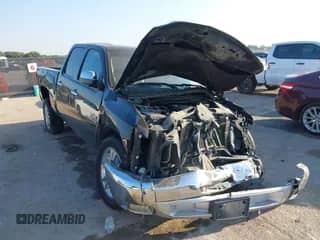 2013 Chevrolet Silverado 1500 LT с VIN 3GCPCSE04DG147885, выставлен на аукционе IAAI как лот 43365724 с пробегом 133 696 миль миль и . История ставок и продаж доступна на DreamBid. Изображение 1.