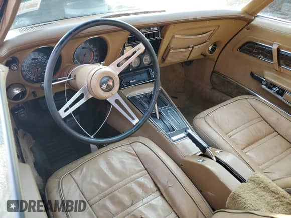 1975 Chevrolet Corvette с VIN 00001Z37J5S401593, выставлен на аукционе Copart как лот 70208564 с пробегом 77 427 миль миль и Чистый • Clean title. История ставок и продаж доступна на DreamBid. Изображение 8.