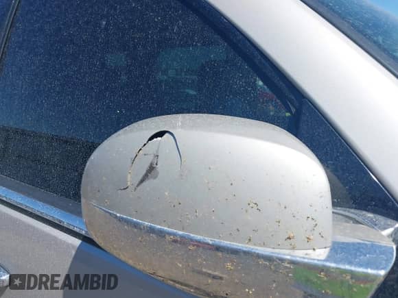 2008 Cadillac Escalade with VIN 1GYFK63878R191880, listed as a IAAI auction lot 43040637 with 194,257 mi miles and . Bid and sale history available at DreamBid. Image 14.