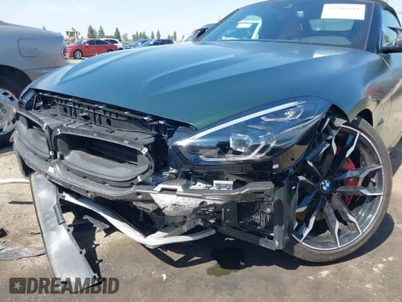 2025 BMW Z4 sDriveM40i z VIN WBAHF9C04SWY38921, wystawiony jako IAAI lot #43200841 z przebiegiem 14 048 mil mil oraz . Historia ofert i sprzedaży dostępna na DreamBid. Obrazek 6.