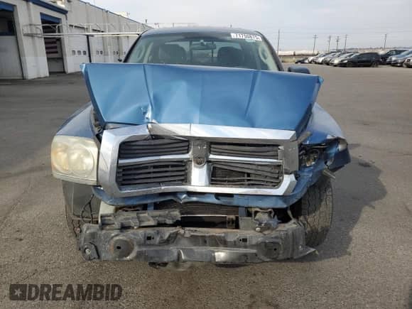 2005 Dodge Dakota SLT with VIN 1D7HE48K65S138631, listed as a Copart auction lot 71750875 with Not provided miles and Salvage title. Bid and sale history available at DreamBid. Image 5.