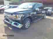 2018 Ford F-150 XL z VIN 1FTEW1EG1JFE55731, wystawiony jako IAAI lot #43173595 z przebiegiem 221 401 mil mil oraz . Historia ofert i sprzedaży dostępna na DreamBid. Obrazek 2.