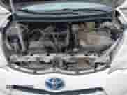 2012 Toyota Prius Four z VIN JTDKDTB32C1004541, wystawiony jako IAAI lot #43518721 z przebiegiem 359 918 mil mil oraz . Historia ofert i sprzedaży dostępna na DreamBid. Obrazek 10.