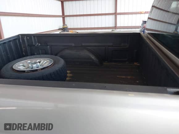 2006 Chevrolet Silverado 1500 Work Truck с VIN 3GCEK14V16G232753, выставлен на аукционе IAAI как лот 42821026 с пробегом 148 000 миль миль и . История ставок и продаж доступна на DreamBid. Изображение 8.