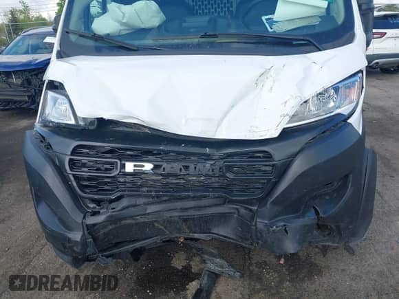 2024 Ram ProMaster Cargo Tradesman с VIN 3C6LRVAG7RE132017, выставлен на аукционе IAAI как лот 42202594 с пробегом 7 709 миль миль и . История ставок и продаж доступна на DreamBid. Изображение 6.