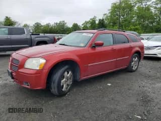 2006 Dodge Magnum R/T with VIN 2D8GZ57226H348199, listed as a Copart auction lot 57890235 with 205,057 mi miles and Clean title. Bid and sale history available at DreamBid. Image 1.