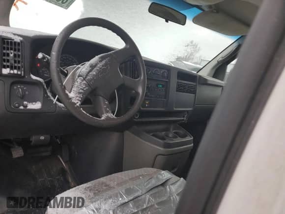 2006 Chevrolet Express Cargo с VIN 1GCGG29U361269138, выставлен на аукционе Copart как лот 85767884 с пробегом 233 099 миль миль и Чистый • Clean title. История ставок и продаж доступна на DreamBid. Изображение 8.