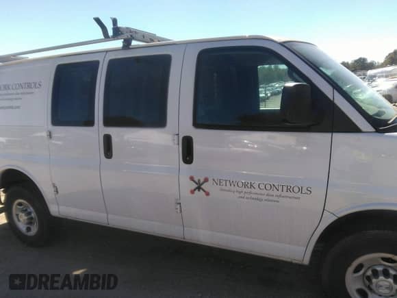 2017 Chevrolet Express Cargo с VIN 1GCWGAFF4H1336232, выставлен на аукционе IAAI как лот 43522955 с пробегом Не указан миль и . История ставок и продаж доступна на DreamBid. Изображение 13.