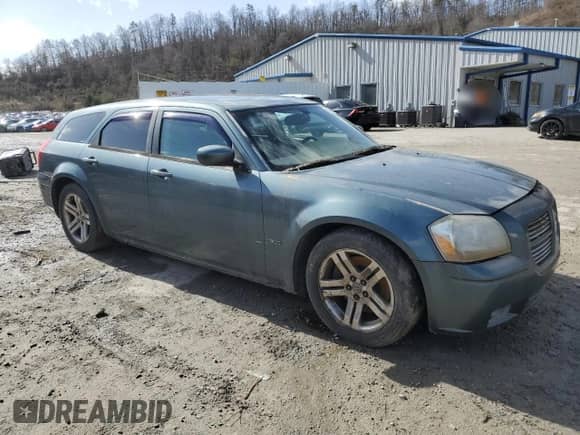 2006 Dodge Magnum R/T z VIN 2D8GV57266H129001, wystawiony jako Copart lot #47988405 z przebiegiem Nie podano mil oraz Szkoda całkowita • Salvage title. Historia ofert i sprzedaży dostępna na DreamBid. Obrazek 4.