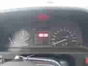 1991 Honda Civic z VIN 2HGED634XMH576080, wystawiony jako IAAI lot #42126557 z przebiegiem 271 729 mil mil oraz . Historia ofert i sprzedaży dostępna na DreamBid. Obrazek 7.