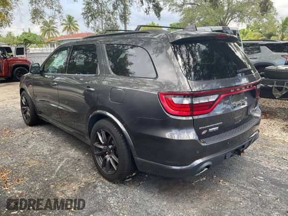 2018 Dodge Durango SRT with VIN 1C4SDJGJXJC231313, listed as a Copart auction lot 65548975 with Not provided miles and Clean title. Bid and sale history available at DreamBid. Image 2.