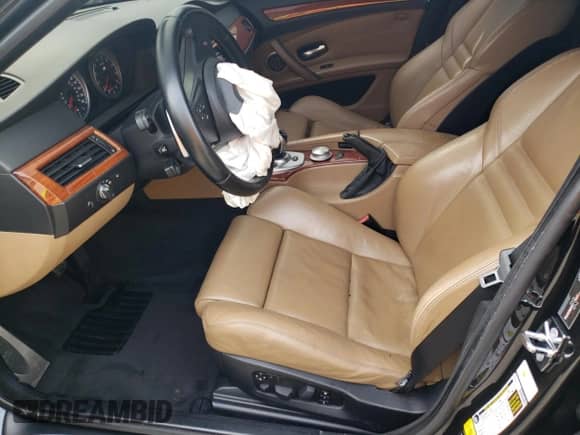 2008 BMW 5 Series M5 с VIN WBSNB93548CX09643, выставлен на аукционе Copart как лот 83785065 с пробегом Не указан миль и На запчасти • Non repairable. История ставок и продаж доступна на DreamBid. Изображение 7.