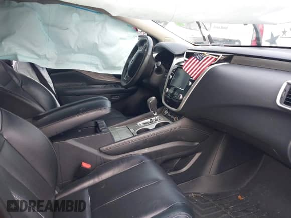 2015 Nissan Murano Platinum с VIN 5N1AZ2MH4FN262911, выставлен на аукционе IAAI как лот 39045612 с пробегом 171 884 миль миль и . История ставок и продаж доступна на DreamBid. Изображение 5.