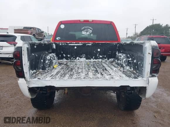 2005 Chevrolet Silverado 1500 Z71 with VIN 2GCEK13T151192553, listed as a IAAI auction lot 41611620 with Not provided miles and . Bid and sale history available at DreamBid. Image 15.
