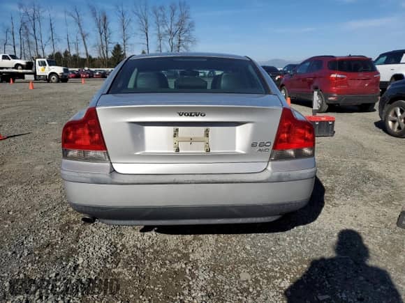 2002 Volvo S60 с VIN YV1RH58D122125871, выставлен на аукционе Copart как лот 47321555 с пробегом 176 491 миль миль и Чистый • Clean title. История ставок и продаж доступна на DreamBid. Изображение 6.