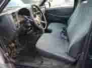 2000 Chevrolet S-10 LS z VIN 1GCCS1449Y8130785, wystawiony jako Copart lot #47471365 z przebiegiem 75 343 mil mil oraz Szkoda całkowita • Salvage title. Historia ofert i sprzedaży dostępna na DreamBid. Obrazek 7.