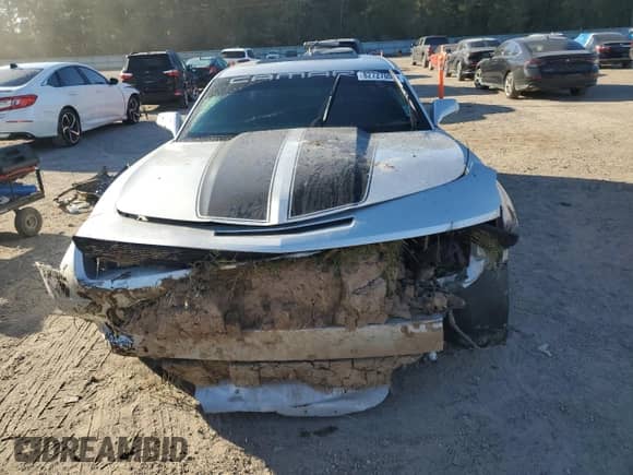 2011 Chevrolet Camaro 2SS z VIN 2G1FK1EJ8B9107388, wystawiony jako Copart lot #82727055 z przebiegiem 52 601 mil mil oraz Szkoda całkowita • Salvage title. Historia ofert i sprzedaży dostępna na DreamBid. Obrazek 5.