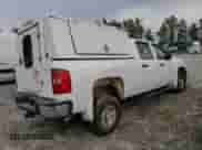 2009 Chevrolet Silverado 2500HD Work Truck z VIN 1GCHC43K59F157421, wystawiony jako Copart lot #73585914 z przebiegiem 243 185 mil mil oraz Szkoda całkowita • Salvage title. Historia ofert i sprzedaży dostępna na DreamBid. Obrazek 3.