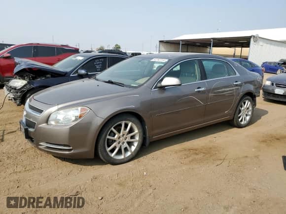 2012 Chevrolet Malibu 3LT z VIN 1G1ZF5E78CF244546, wystawiony jako Copart lot #64392314 z przebiegiem 126 362 mil mil oraz Szkoda całkowita • Salvage title. Historia ofert i sprzedaży dostępna na DreamBid. Obrazek 1.