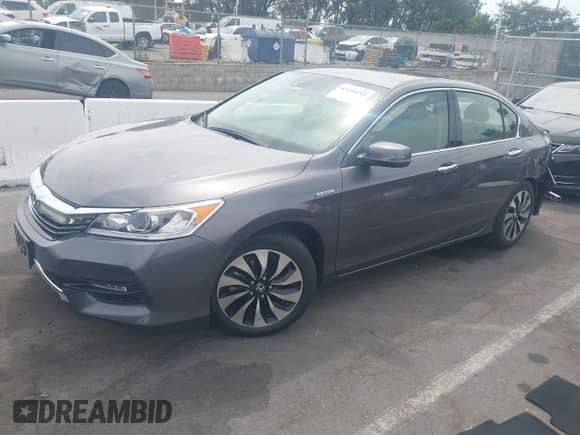 2017 Honda Accord with VIN JHMCR6F38HC004555, listed as a IAAI auction lot 43116214 with 93,488 mi miles and . Bid and sale history available at DreamBid. Image 17.