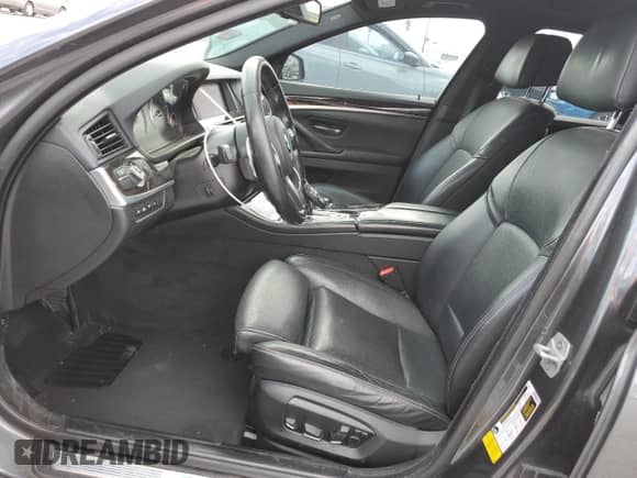 2016 BMW 5 Series 535i z VIN WBA5B1C50GG131814, wystawiony jako Copart lot #81784015 z przebiegiem 112 030 mil mil oraz Szkoda całkowita • Salvage title. Historia ofert i sprzedaży dostępna na DreamBid. Obrazek 7.