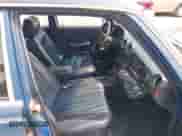 1984 Mercedes-Benz 300 z VIN WDBAB93AXEF005460, wystawiony jako IAAI lot #42868835 z przebiegiem 210 841 mil mil oraz . Historia ofert i sprzedaży dostępna na DreamBid. Obrazek 5.