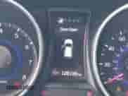 2014 Hyundai Santa Fe z VIN 5XYZUDLA7EG156349, wystawiony jako IAAI lot #43368098 z przebiegiem 128 126 mil mil oraz . Historia ofert i sprzedaży dostępna na DreamBid. Obrazek 15.