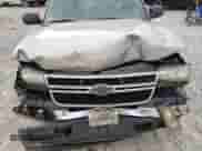 2006 Chevrolet Silverado 1500 Work Truck с VIN 3GCEK14V66G165728, выставлен на аукционе Copart как лот 61526273 с пробегом 212 701 миль миль и Списание • Salvage title. История ставок и продаж доступна на DreamBid. Изображение 12.