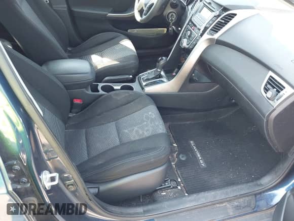 2014 Hyundai Elantra z VIN KMHD35LH9EU234320, wystawiony jako IAAI lot #43240268 z przebiegiem 115 296 mil mil oraz . Historia ofert i sprzedaży dostępna na DreamBid. Obrazek 5.