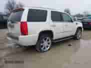 2014 Cadillac Escalade Luxury with VIN 1GYS3BEF1ER228594, listed as a IAAI auction lot 41732444 with 109,619 mi miles and . Bid and sale history available at DreamBid. Image 4.