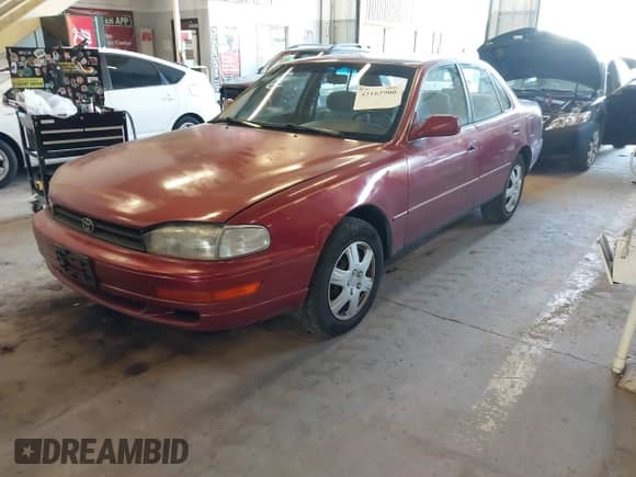 1993 Toyota Camry с VIN JT2VK12E5P0148999, выставлен на аукционе IAAI как лот 42162900 с пробегом 142 572 миль миль и . История ставок и продаж доступна на DreamBid. Изображение 2.
