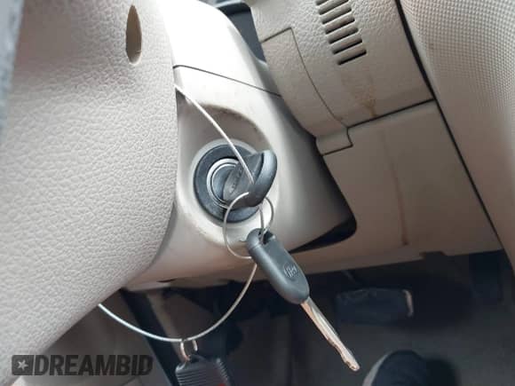 2006 Ford Explorer XLT z VIN 1FMEU73836UB19212, wystawiony jako IAAI lot #42771892 z przebiegiem 168 113 mil mil oraz . Historia ofert i sprzedaży dostępna na DreamBid. Obrazek 11.