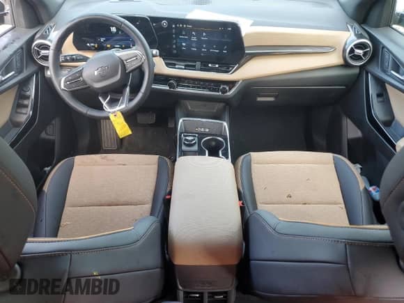 2025 Chevrolet Equinox FWD ACTIV z VIN 3GNAXKEG5SL175634, wystawiony jako Copart lot #51323335 z przebiegiem 4 494 mil mil oraz Szkoda całkowita • Salvage title. Historia ofert i sprzedaży dostępna na DreamBid. Obrazek 8.