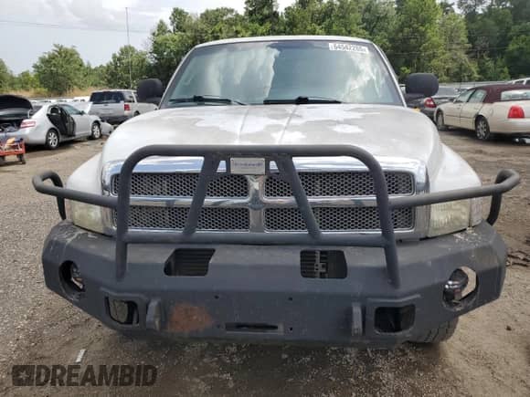 2002 Dodge 2500 с VIN 3B7KC23662M301710, выставлен на аукционе Copart как лот 64542265 с пробегом 212 574 миль миль и Списание • Salvage title. История ставок и продаж доступна на DreamBid. Изображение 5.