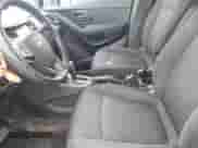 2017 Chevrolet Trax LT z VIN 3GNCJPSB7HL290616, wystawiony jako IAAI lot #43080564 z przebiegiem 131 757 mil mil oraz . Historia ofert i sprzedaży dostępna na DreamBid. Obrazek 5.