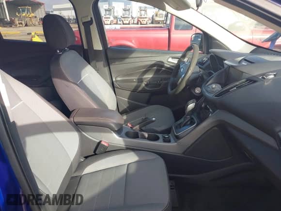 2014 Ford Escape SE z VIN 1FMCU0GX7EUB23407, wystawiony jako IAAI lot #43385821 z przebiegiem 160 838 mil mil oraz . Historia ofert i sprzedaży dostępna na DreamBid. Obrazek 5.