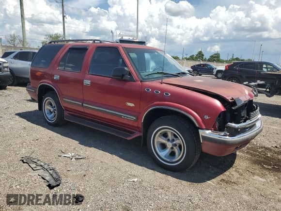 1999 Chevrolet Blazer LS z VIN 1GNCS13W2X2244428, wystawiony jako Copart lot #66462484 z przebiegiem Nie podano mil oraz Szkoda całkowita • Salvage title. Historia ofert i sprzedaży dostępna na DreamBid. Obrazek 4.