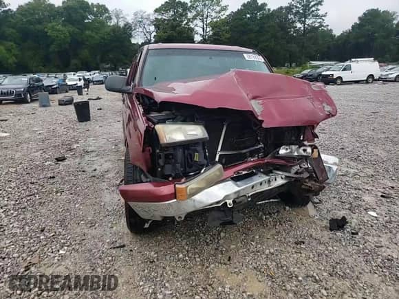 2007 Chevrolet Silverado 1500 LS with VIN 2GCEC13V371108119, listed as a Copart auction lot 68168005 with 289,184 mi miles and Salvage title. Bid and sale history available at DreamBid. Image 13.