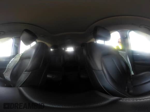 2024 Jeep Grand Cherokee Limited with VIN 1C4RJKBGXR8917360, listed as a IAAI auction lot 42525297 with Not provided miles and . Bid and sale history available at DreamBid. Image 17.