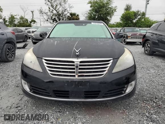 2014 Hyundai Equus Ultimate with VIN KMHGH4JH8EU076144, listed as a Copart auction lot 72079545 with 103,700 mi miles and Non repairable. Bid and sale history available at DreamBid. Image 5.