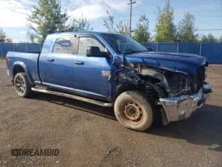 2010 Dodge 2500 SLT with VIN 3D7UT2HLXAG104100, listed as a Copart auction lot 75275784 with 371,138 mi miles and Salvage title. Bid and sale history available at DreamBid. Image 4.