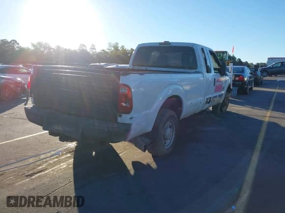 2011 Ford F-250 Lariat с VIN 1FT7X2AT2BEC03220, выставлен на аукционе IAAI как лот 43469561 с пробегом 203 531 миль миль и . История ставок и продаж доступна на DreamBid. Изображение 4.