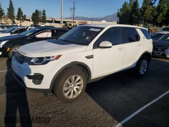 2019 Land Rover Discovery Sport SE with VIN SALCP2FX5KH791017, listed as a Copart auction lot 81774475 with 37,322 mi miles and Salvage title. Bid and sale history available at DreamBid. Image 1.