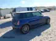 2003 MINI Hardtop S z VIN WMWRE33473TD66999, wystawiony jako IAAI lot #43541220 z przebiegiem 116 760 mil mil oraz . Historia ofert i sprzedaży dostępna na DreamBid. Obrazek 4.